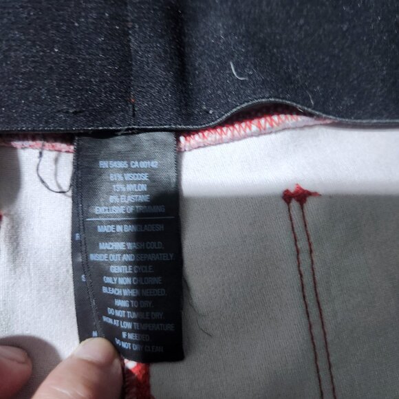 Nygard Luxe Slims Pant Jegging Womens size Large 14-16 Red Tartan Plaid - Picture 6 of 8